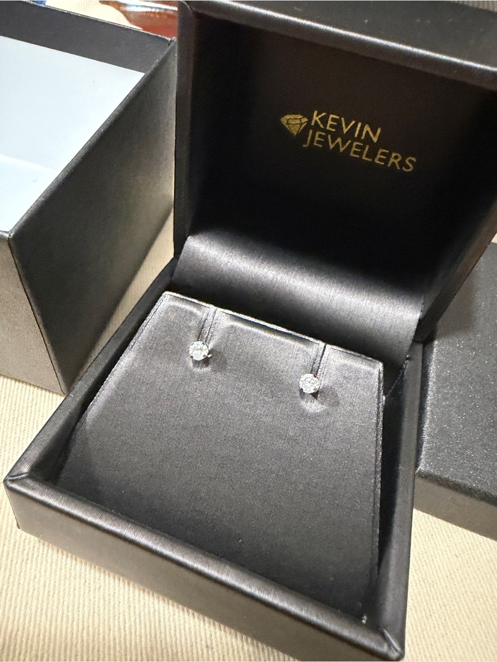 White Gold Diamond Stud Earrings - White